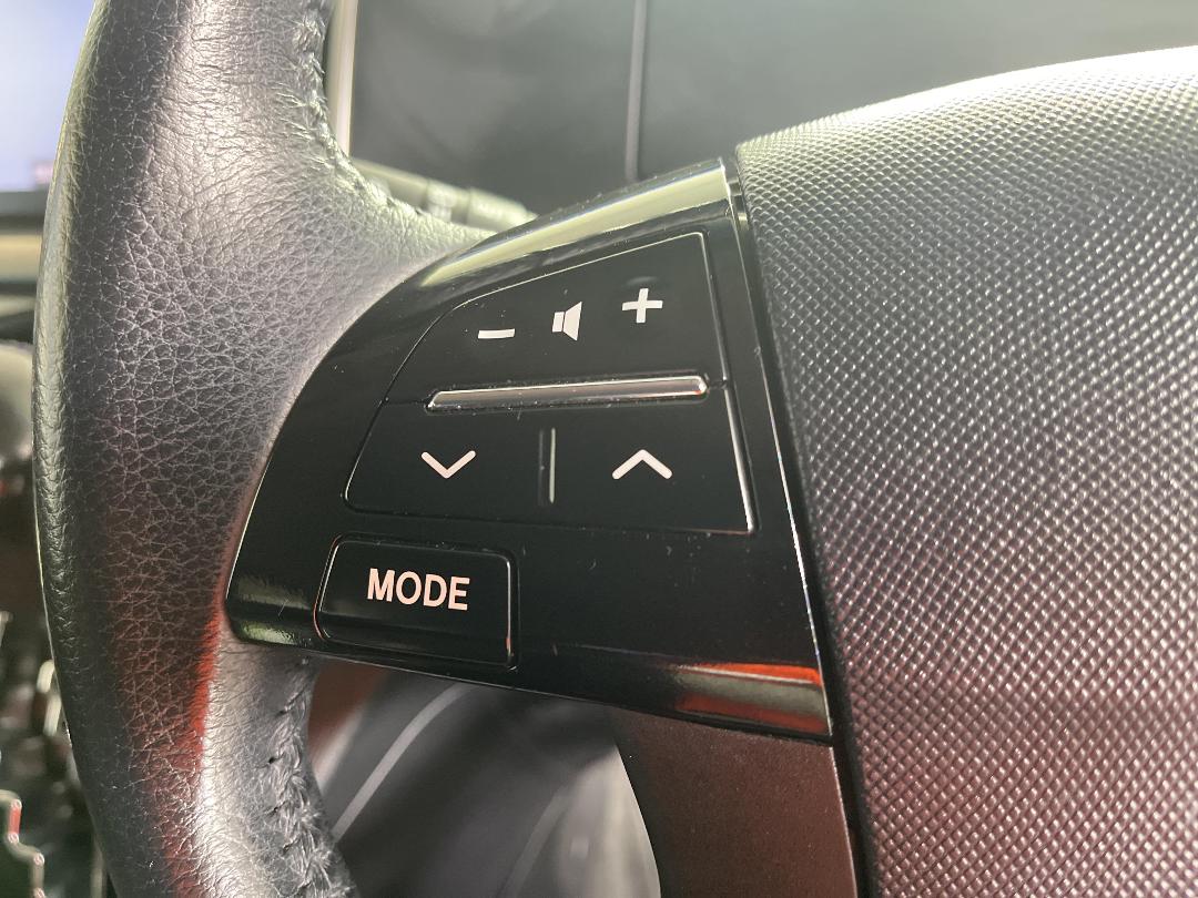 Photo '24' of Toyota Estima Photo '24' of Toyota Estima