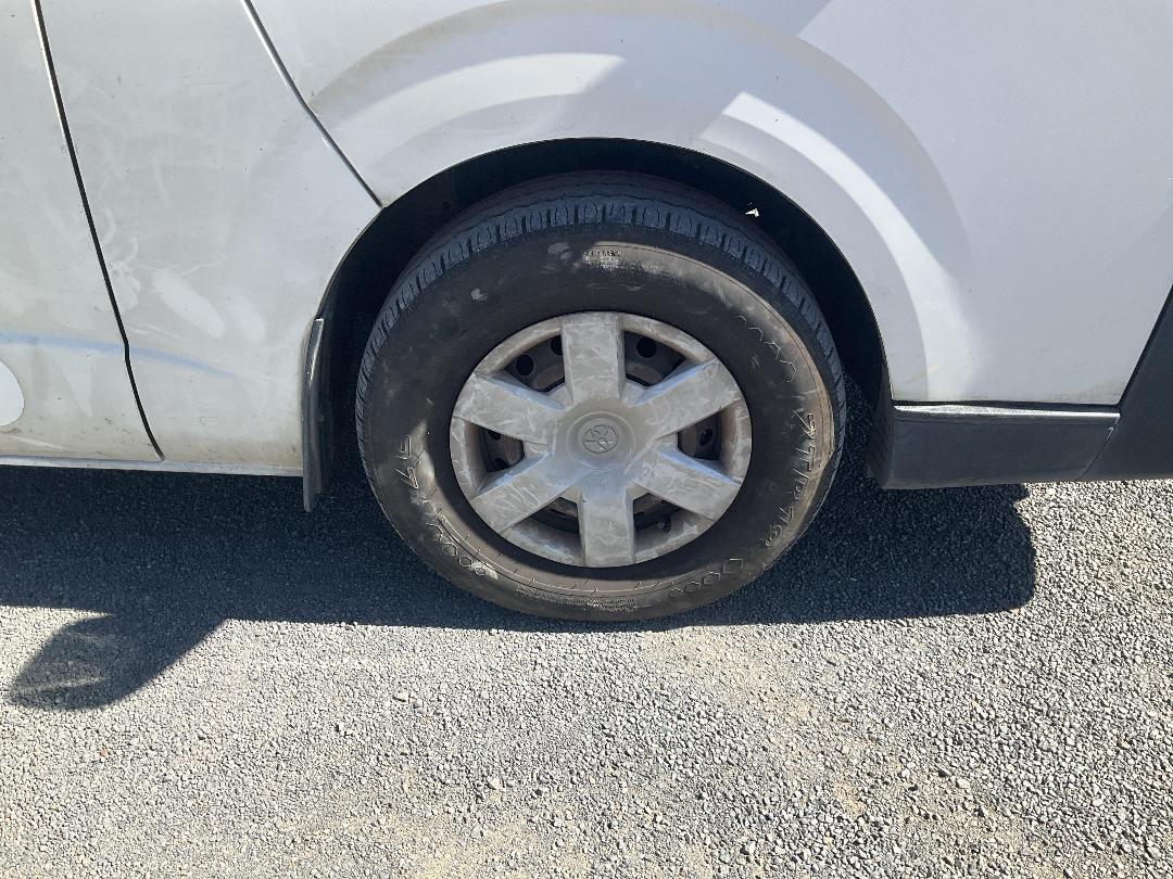 Photo '9' of Toyota Hiace Photo '9' of Toyota Hiace