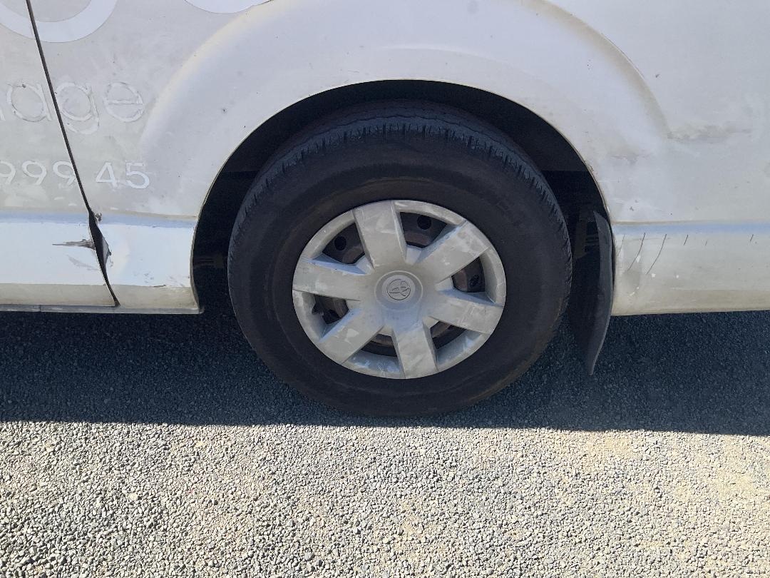 Photo '11' of Toyota Hiace Photo '11' of Toyota Hiace