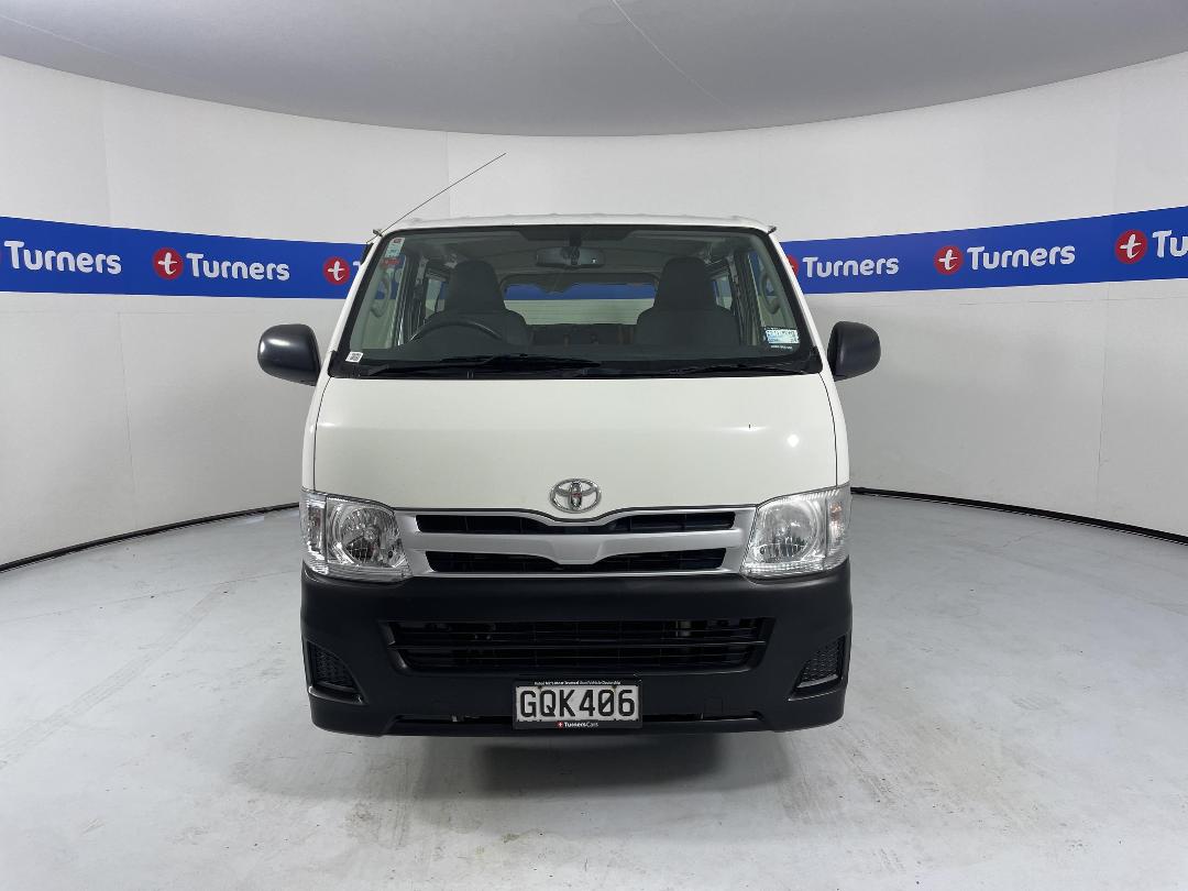 Photo '2' of Toyota Hiace