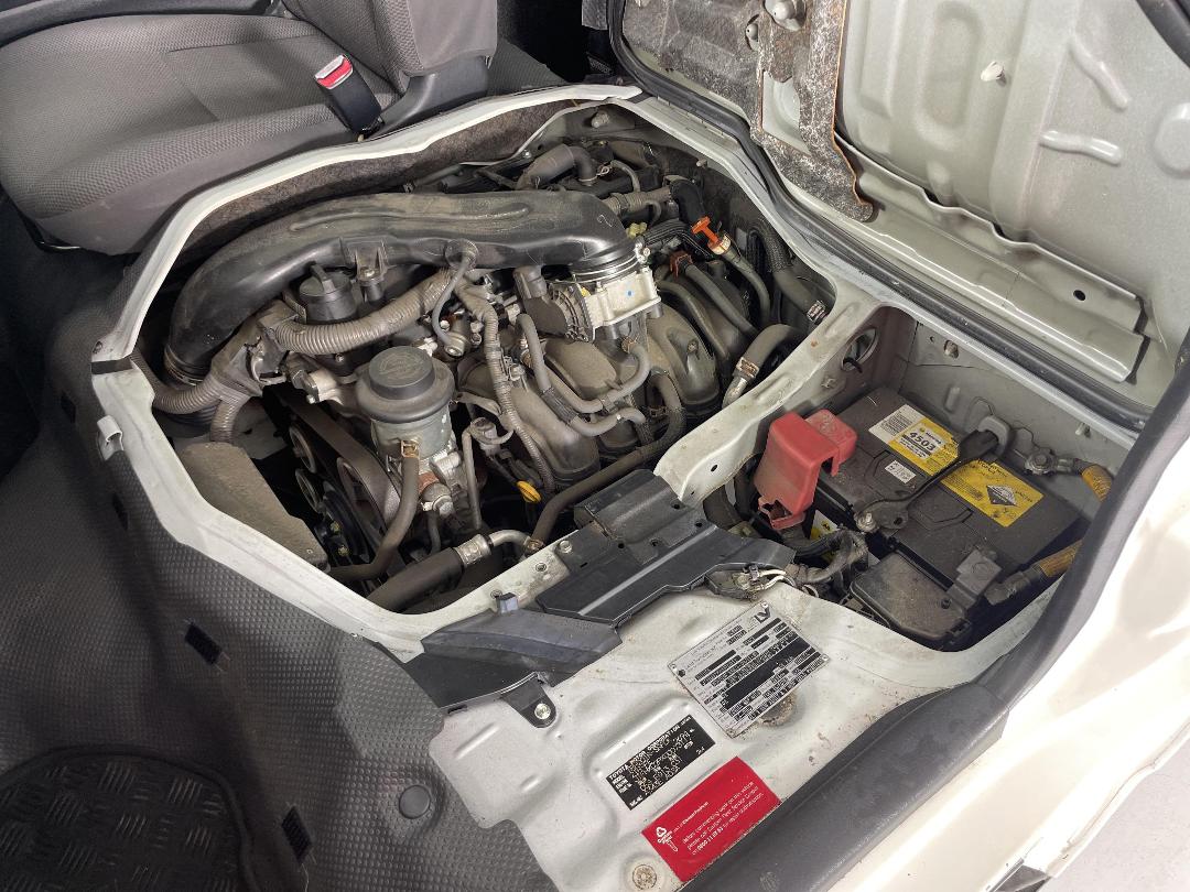 Photo '13' of Toyota Hiace