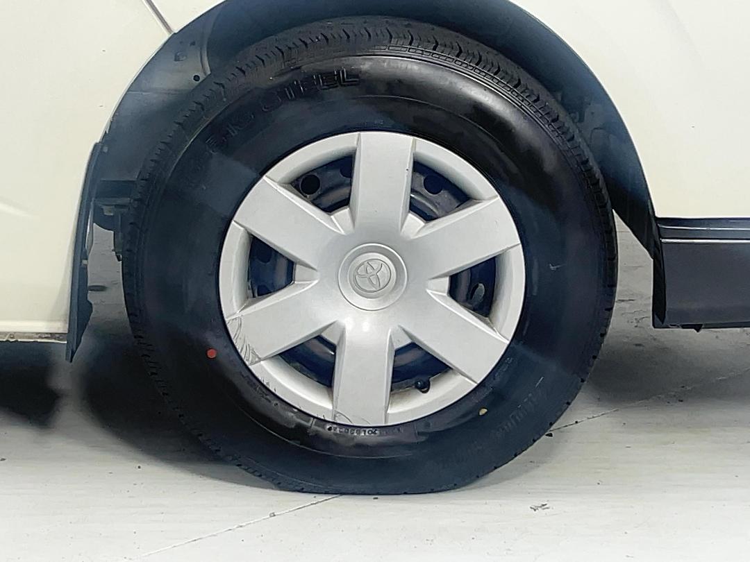 Photo '9' of Toyota Hiace