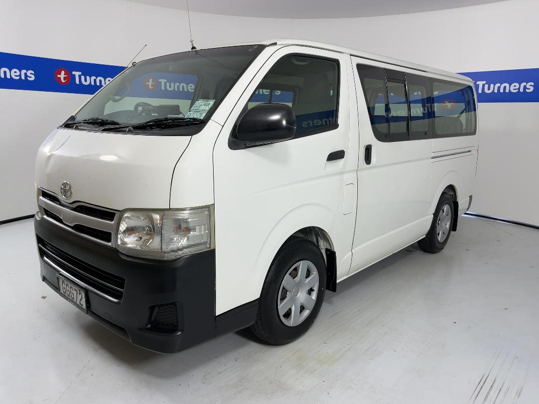Photo '4' of Toyota Hiace
