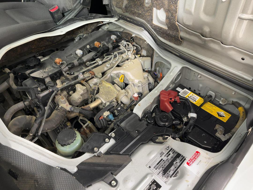 Photo '13' of Toyota Hiace