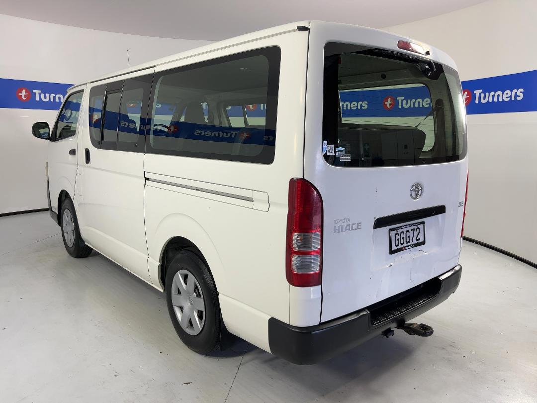 Photo '5' of Toyota Hiace