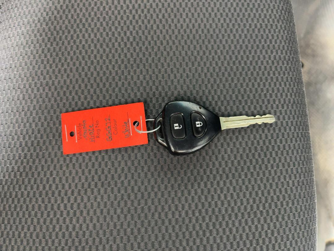 Photo '19' of Toyota Hiace