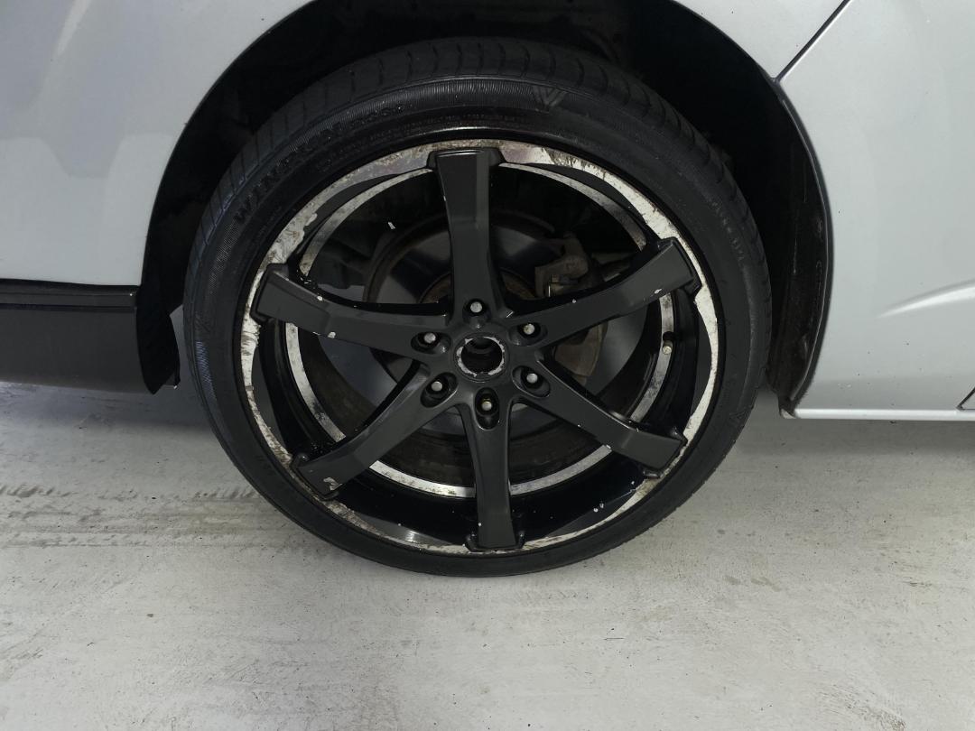 Photo '10' of Toyota Hiace