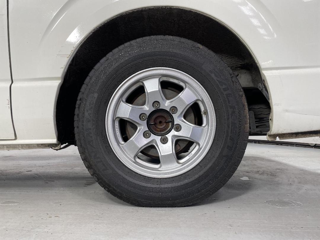 Photo '11' of Toyota Hiace Photo '11' of Toyota Hiace