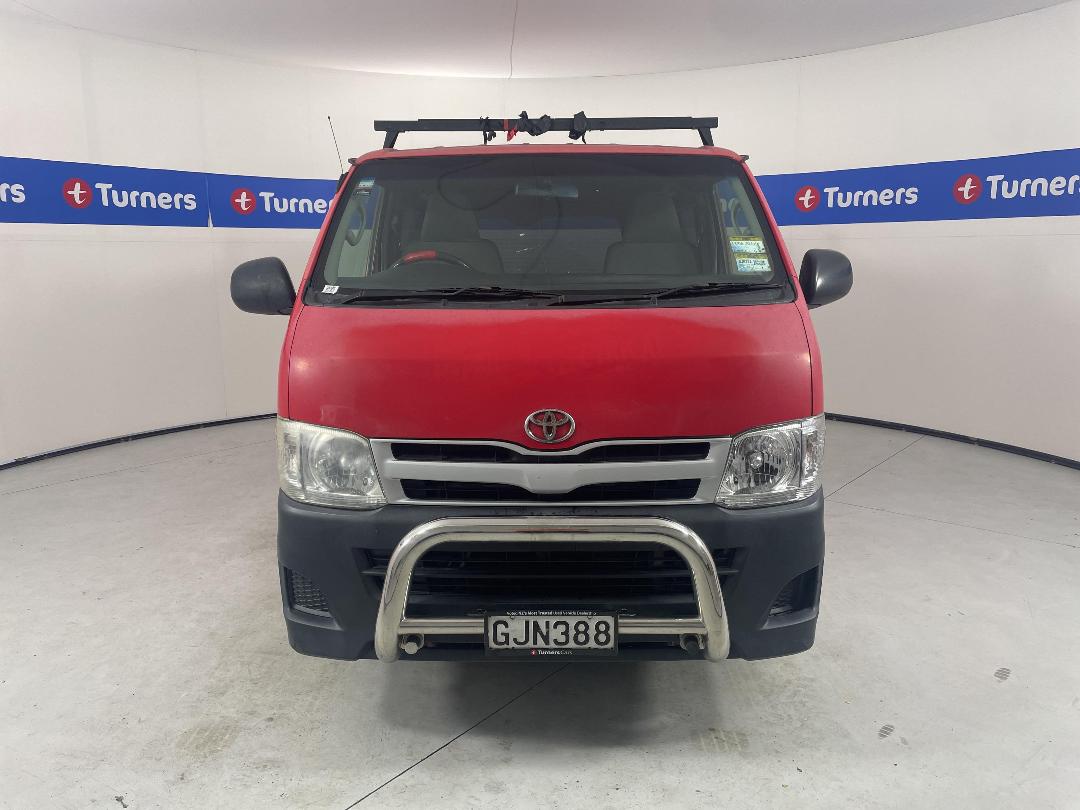 Photo '2' of Toyota Hiace Photo '2' of Toyota Hiace