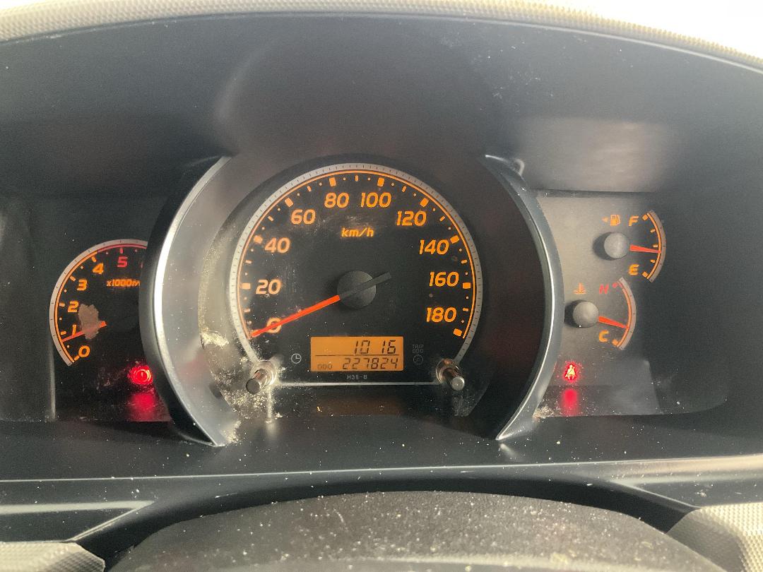 Photo '21' of Toyota Hiace