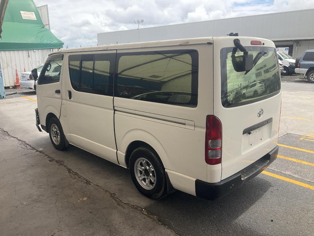 Photo '11' of Toyota Hiace Photo '11' of Toyota Hiace