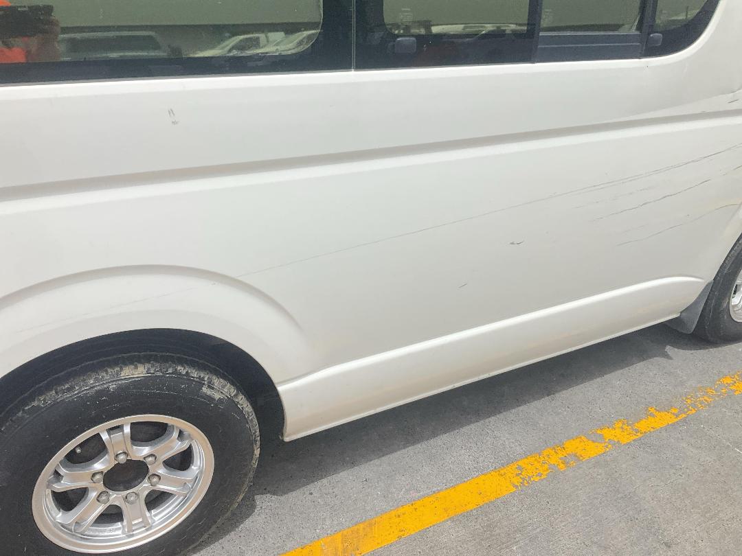 Photo '17' of Toyota Hiace Photo '17' of Toyota Hiace