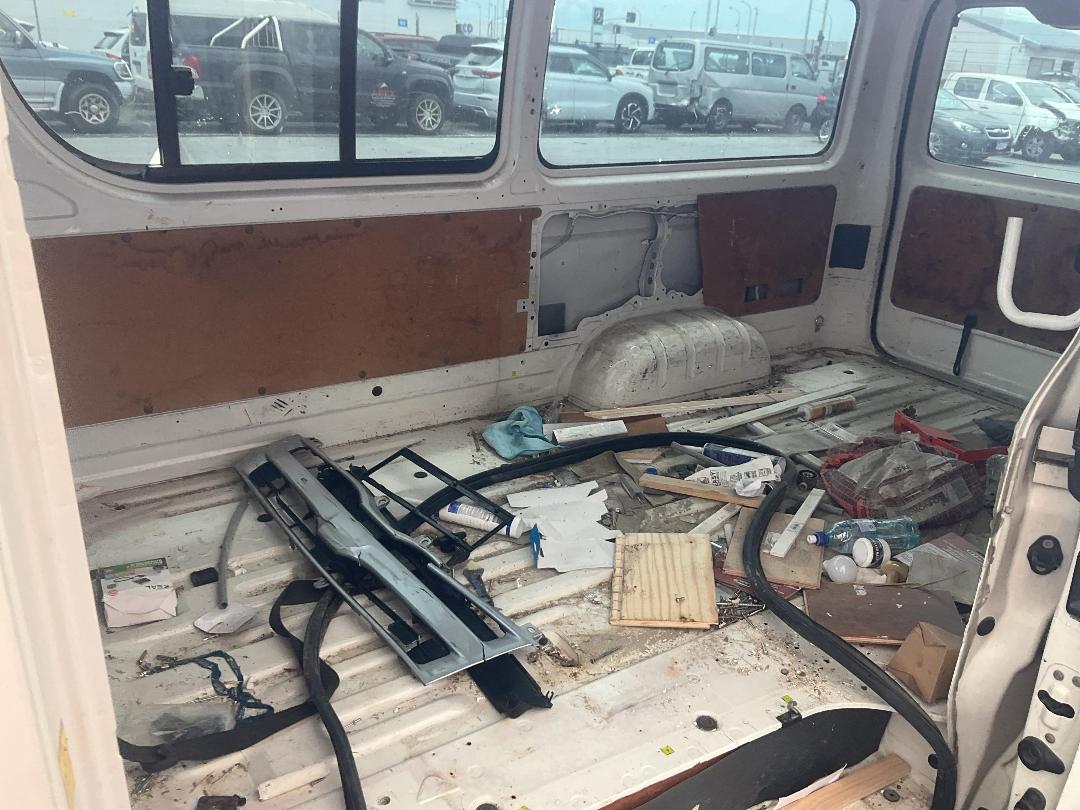 Photo '23' of Toyota Hiace Photo '23' of Toyota Hiace