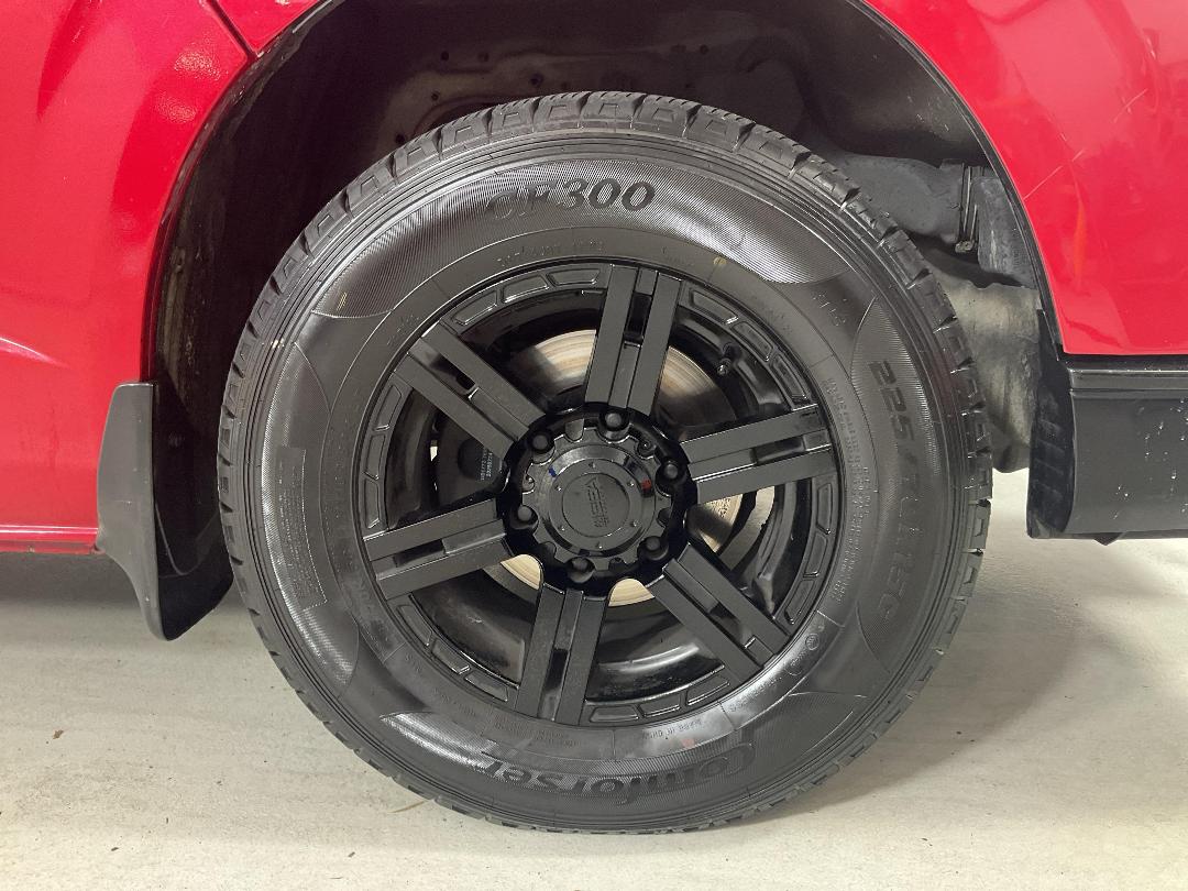 Photo '9' of Toyota Hiace