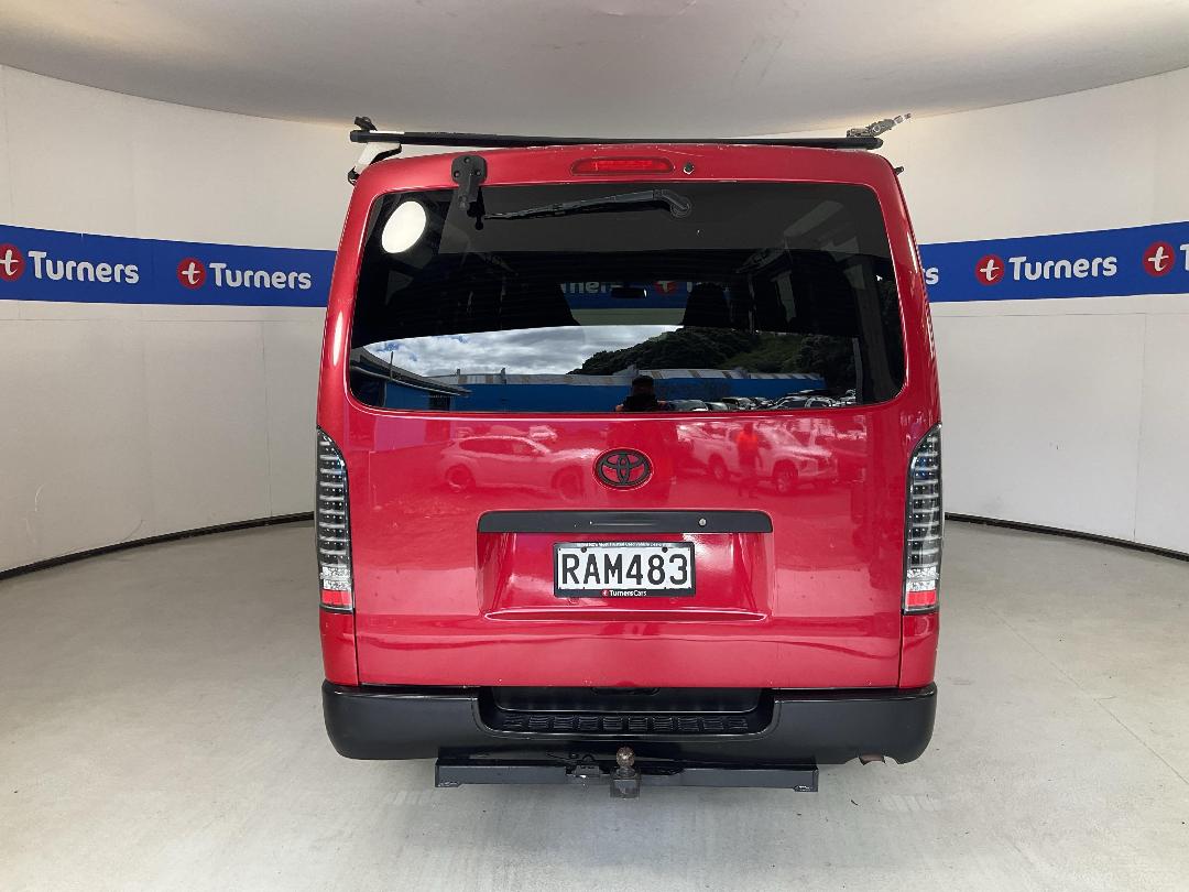 Photo '6' of Toyota Hiace