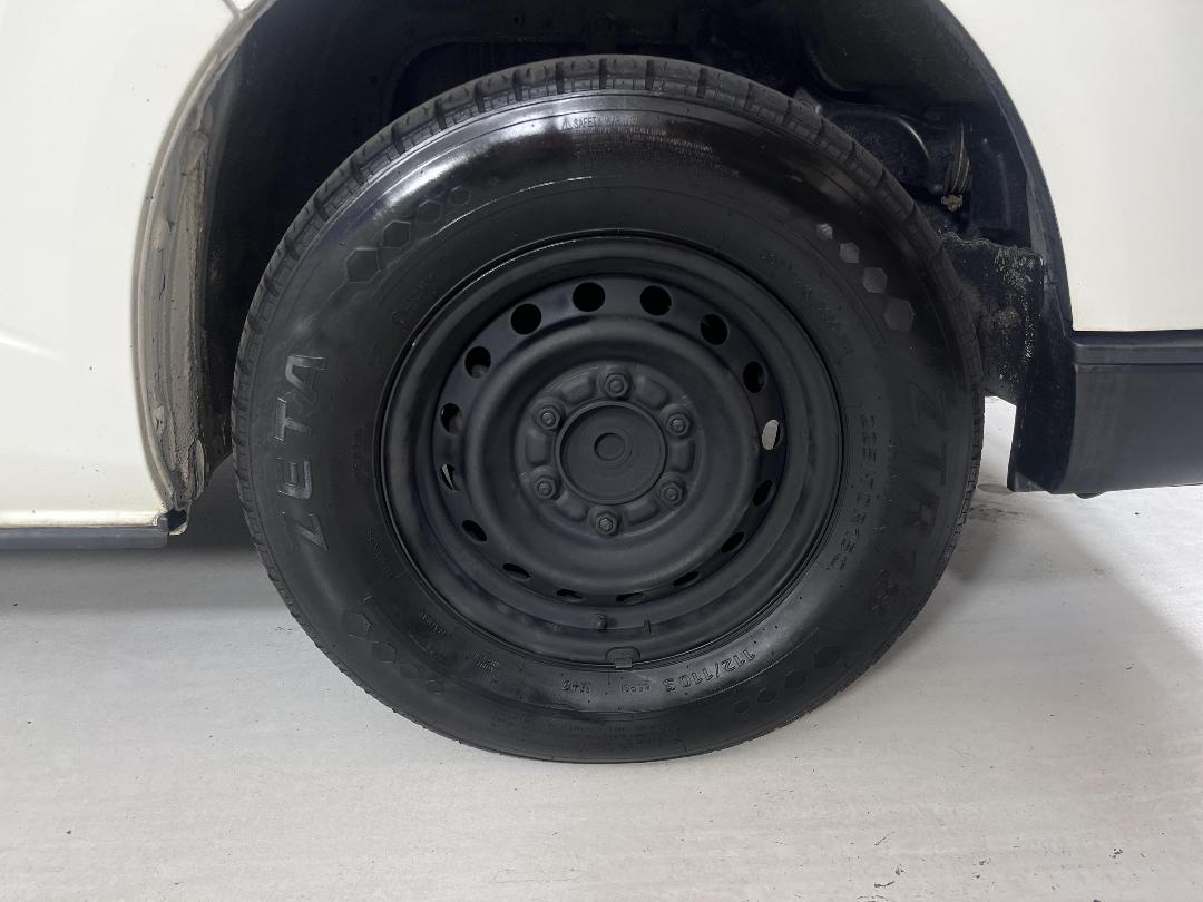 Photo '9' of Toyota Hiace