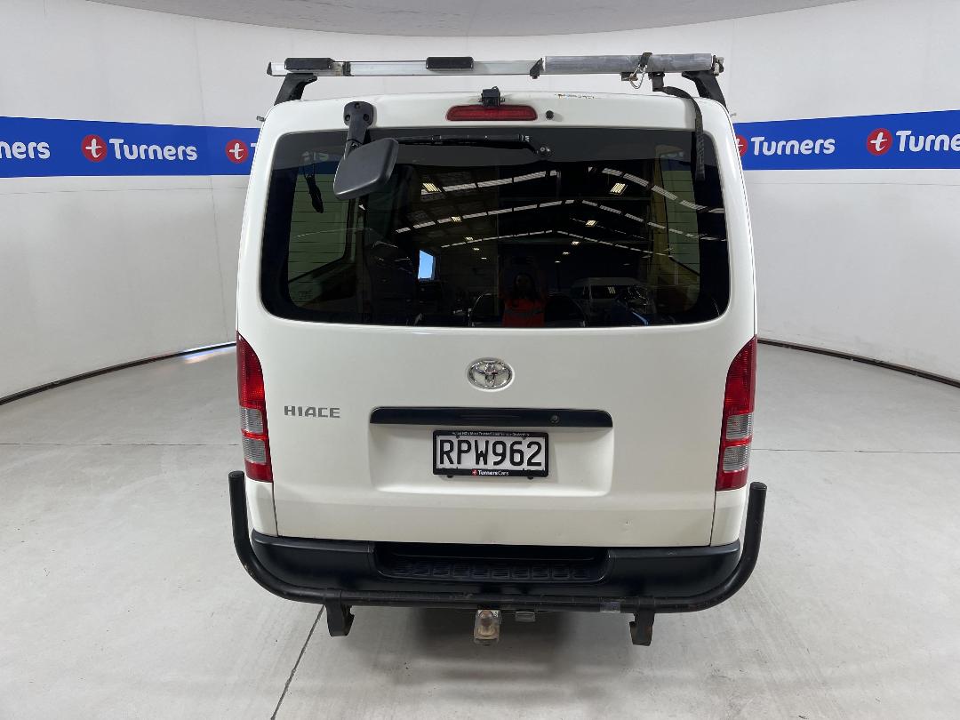 Photo '6' of Toyota Hiace