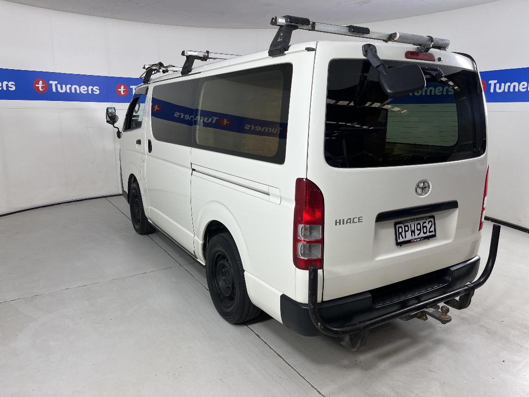 Photo '5' of Toyota Hiace