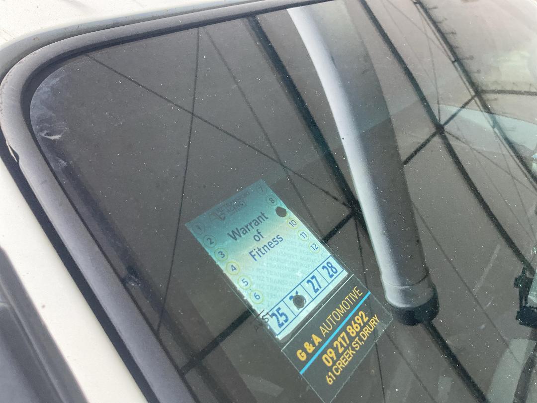 Photo '16' of Toyota Hiace T ZL