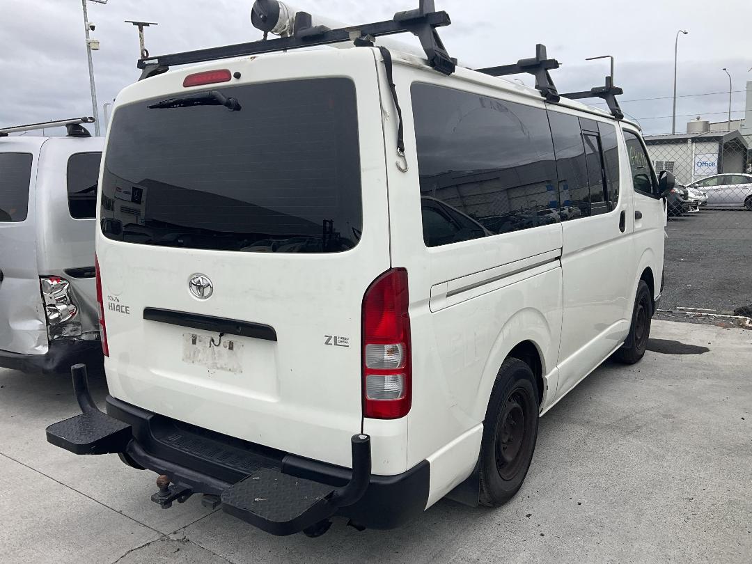 Photo '5' of Toyota Hiace T ZL