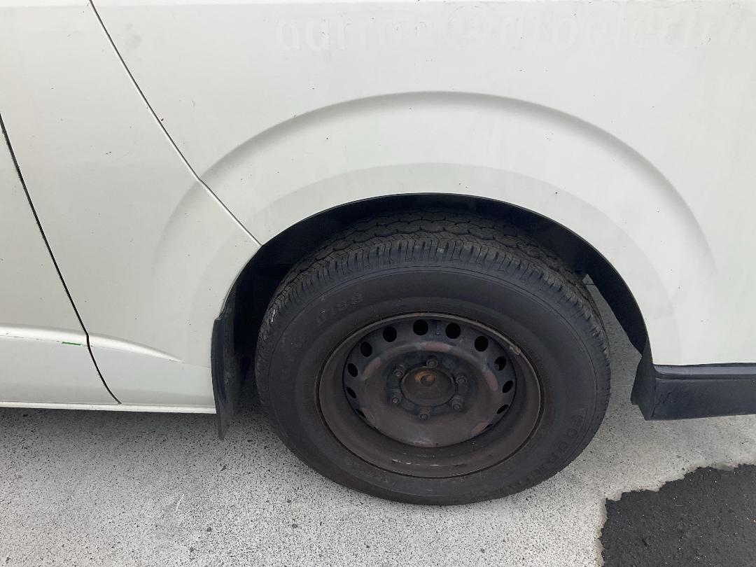 Photo '7' of Toyota Hiace T ZL