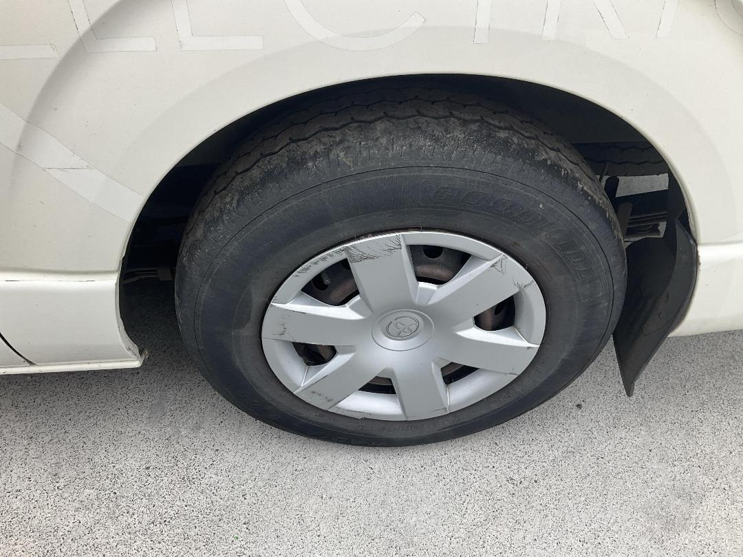 Photo '9' of Toyota Hiace T ZL