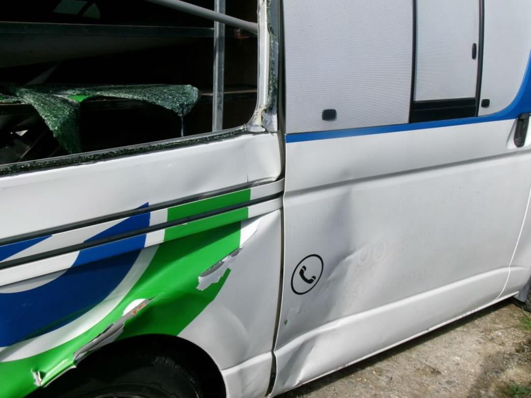 Photo '6' of Toyota Hiace ZL TD