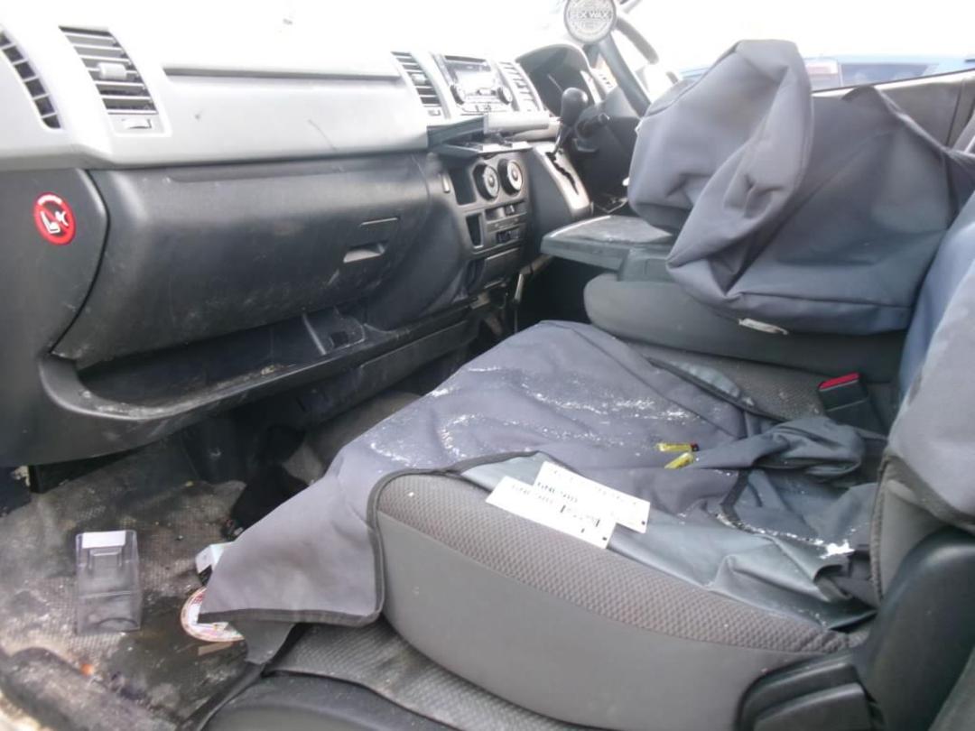 Photo '12' of Toyota Hiace ZL TD