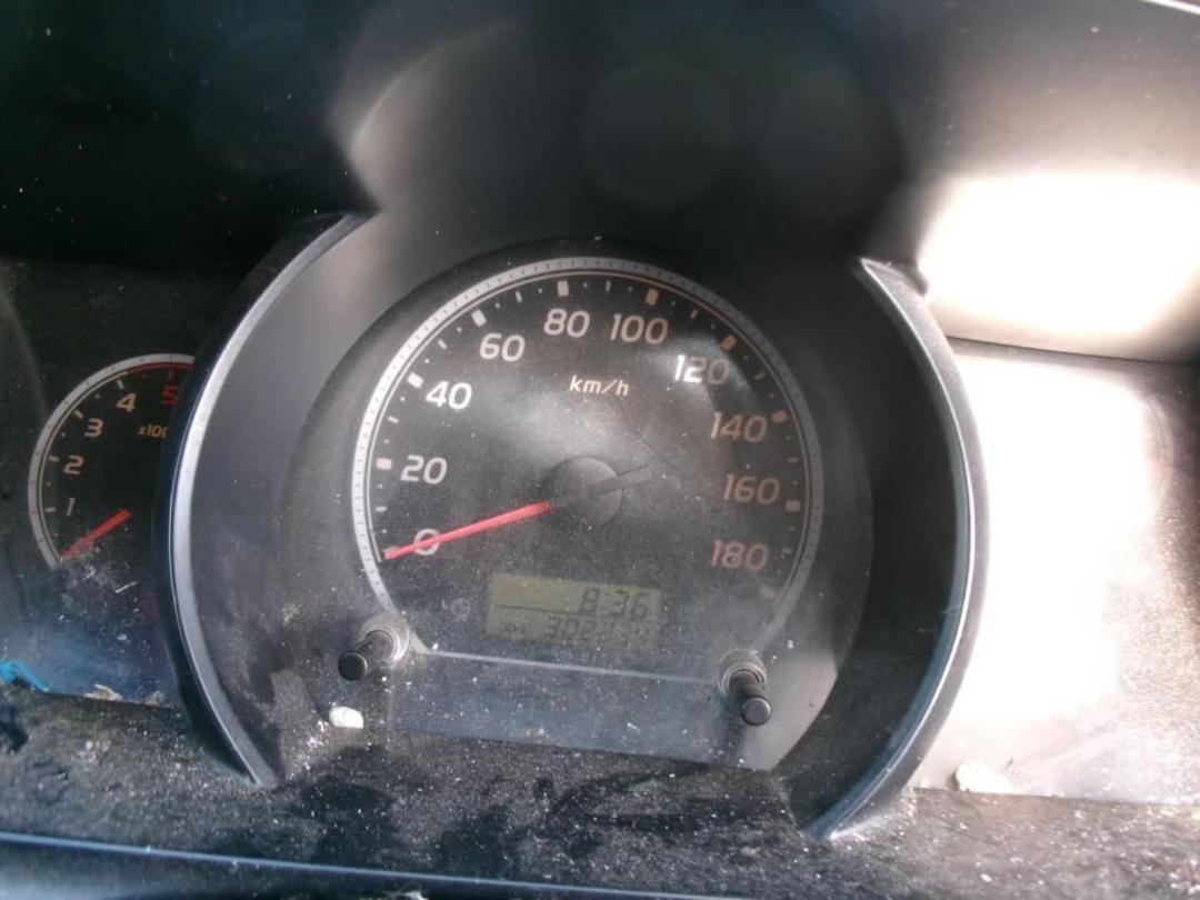 Photo '16' of Toyota Hiace ZL TD