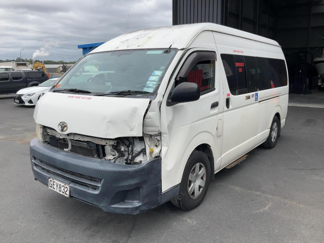 Photo '3' of Toyota Hiace ZX TD