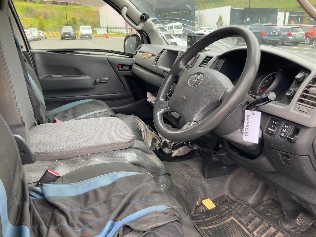 Photo '19' of Toyota Hiace ZX TD