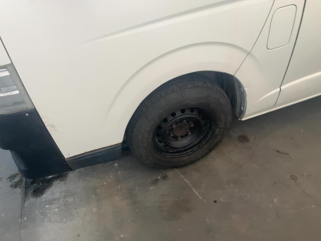 Photo '6' of Toyota Hiace