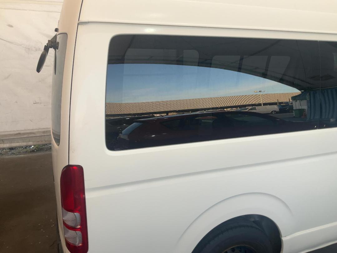 Photo '13' of Toyota Hiace