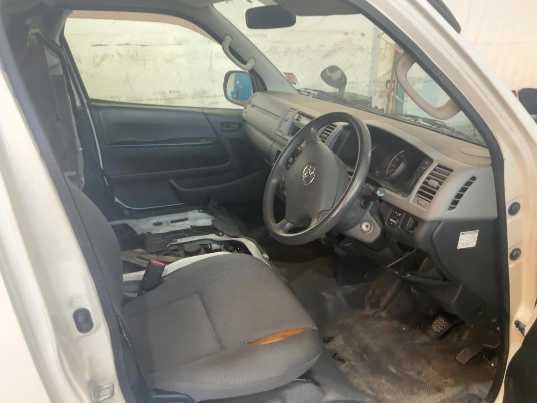 Photo '20' of Toyota Hiace