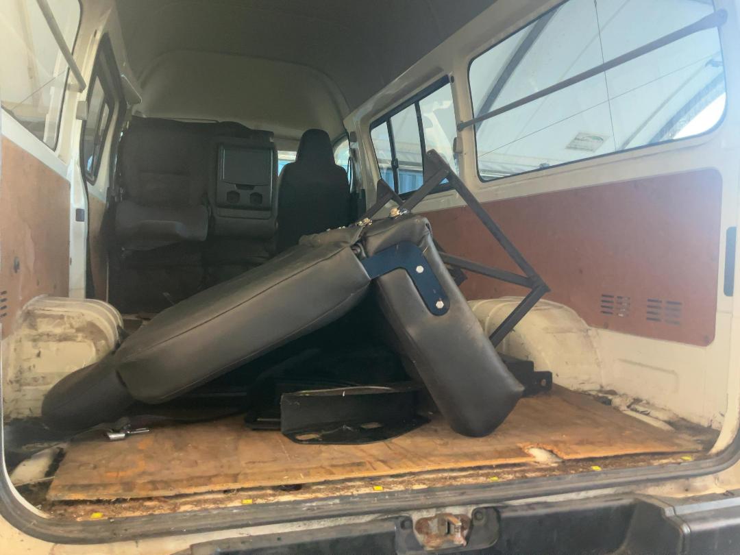 Photo '24' of Toyota Hiace