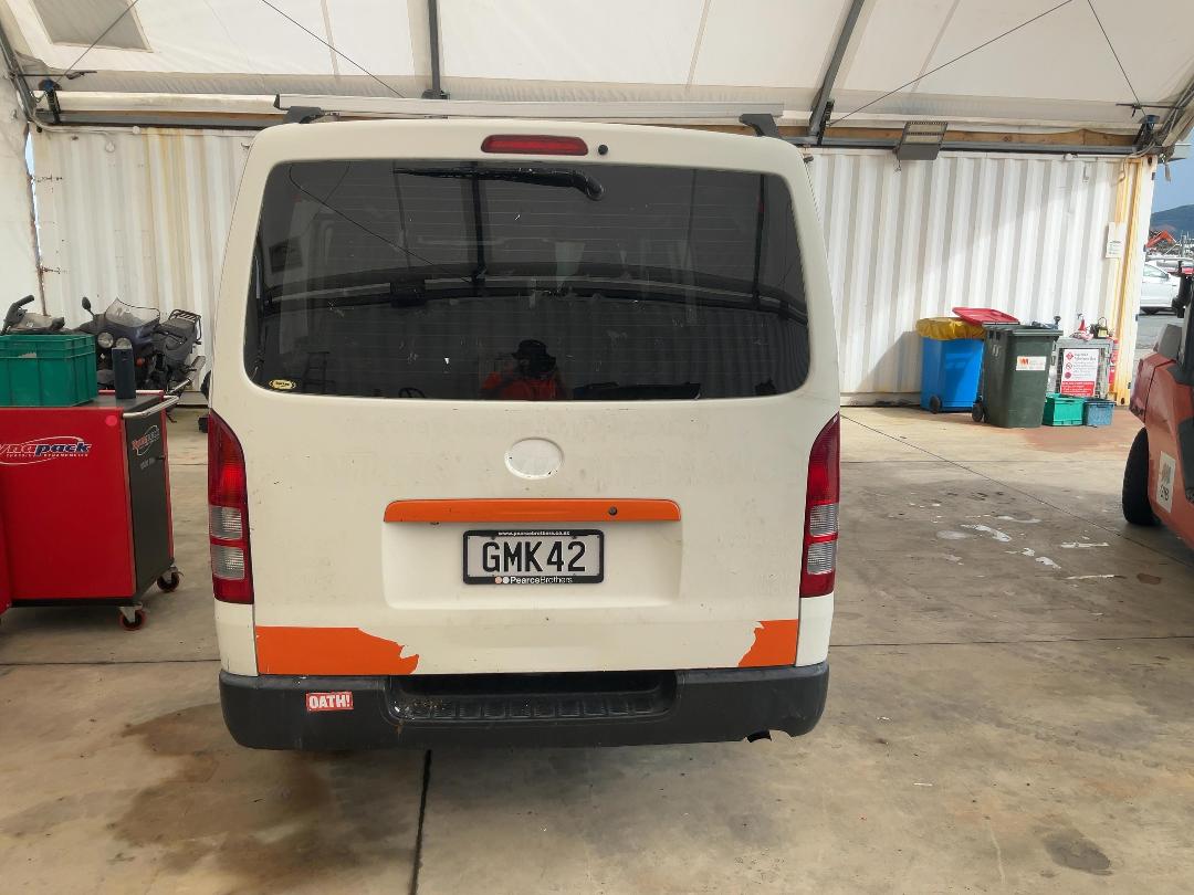 Photo '5' of Toyota Hiace ZL TD