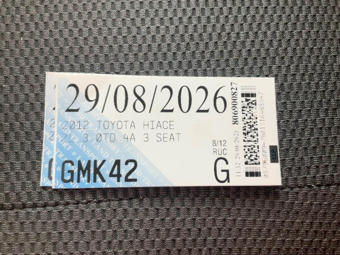 Photo '11' of Toyota Hiace ZL TD