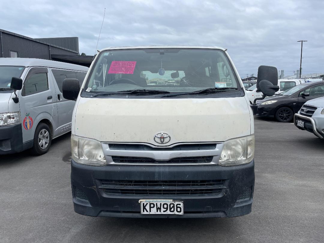 Photo '3' of Toyota Hiace