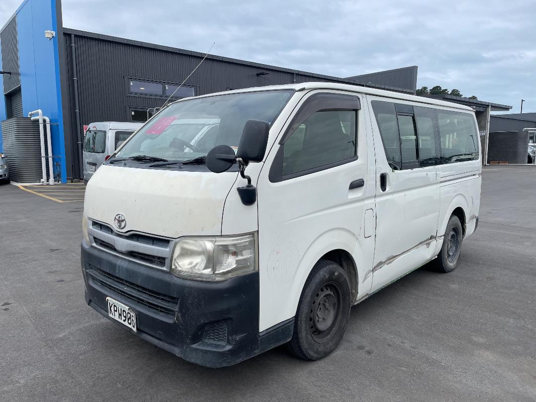 Photo '4' of Toyota Hiace