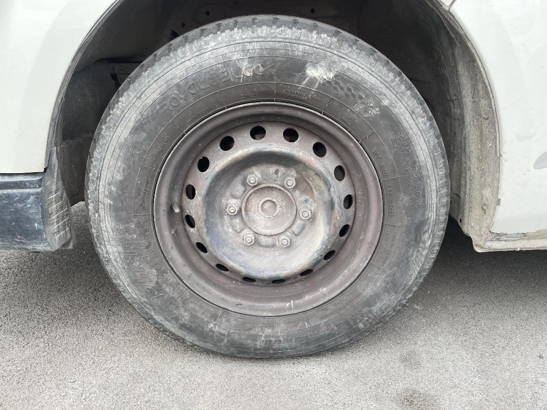 Photo '5' of Toyota Hiace