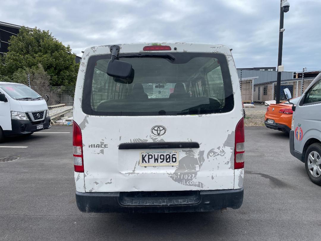 Photo '9' of Toyota Hiace