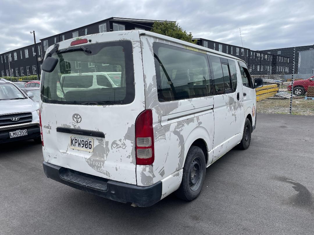 Photo '10' of Toyota Hiace