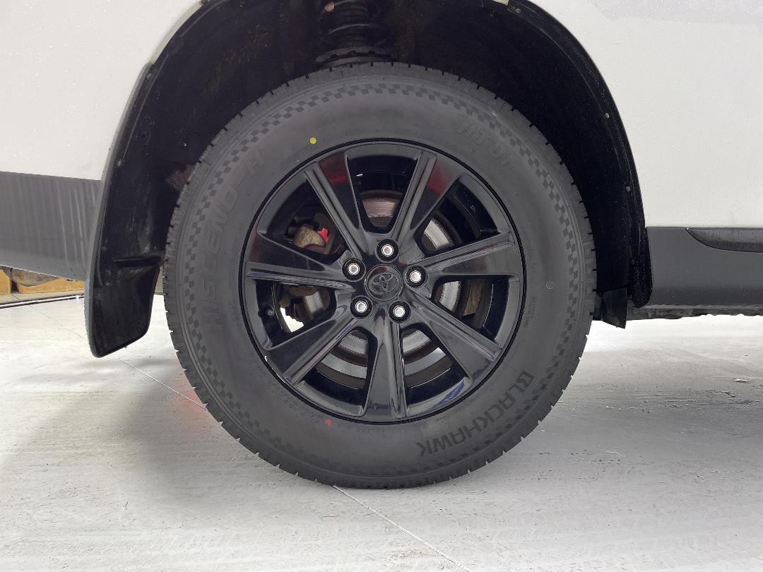 Photo '12' of Toyota Highlander