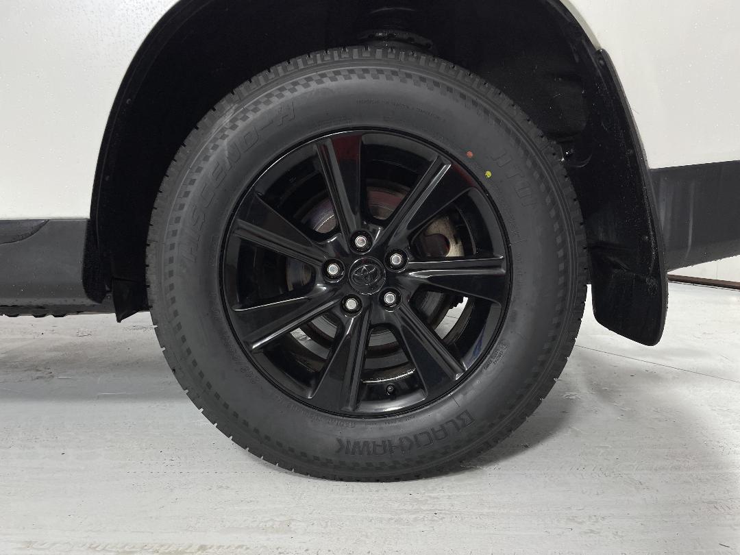 Photo '11' of Toyota Highlander