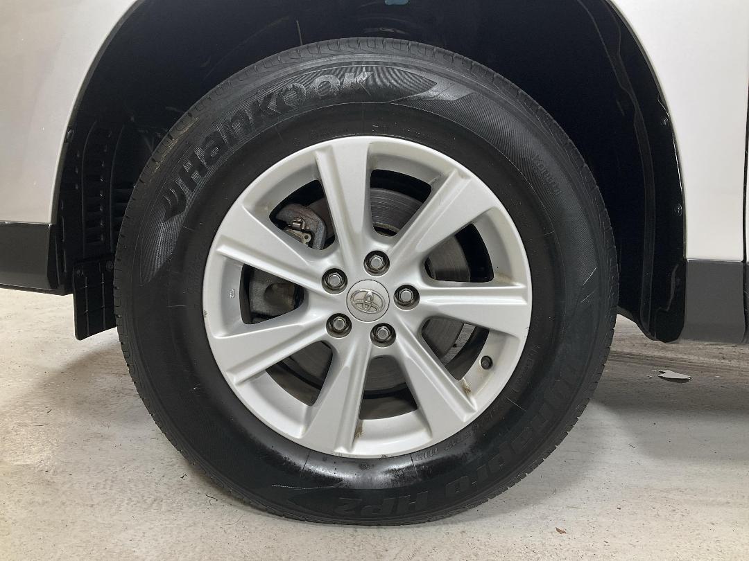 Photo '10' of Toyota Highlander Photo '10' of Toyota Highlander