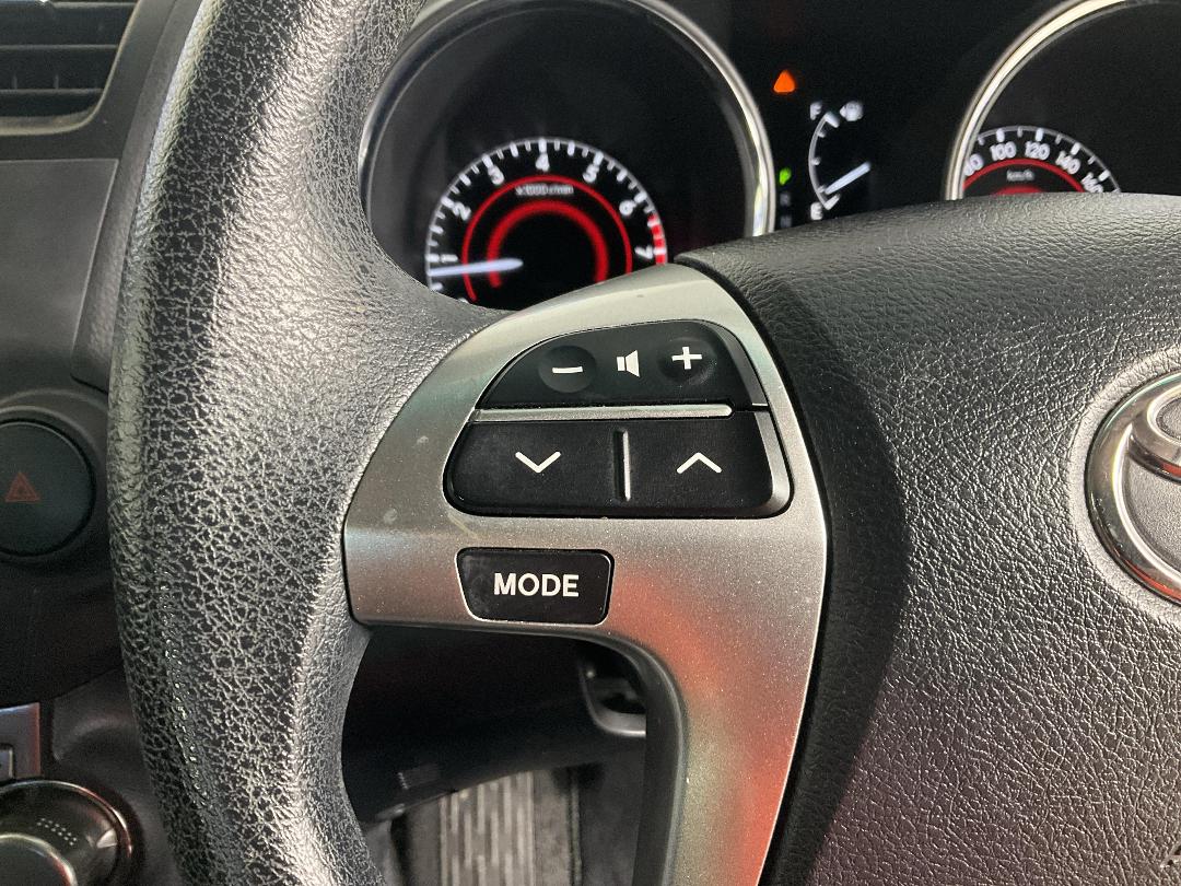 Photo '27' of Toyota Highlander Photo '27' of Toyota Highlander