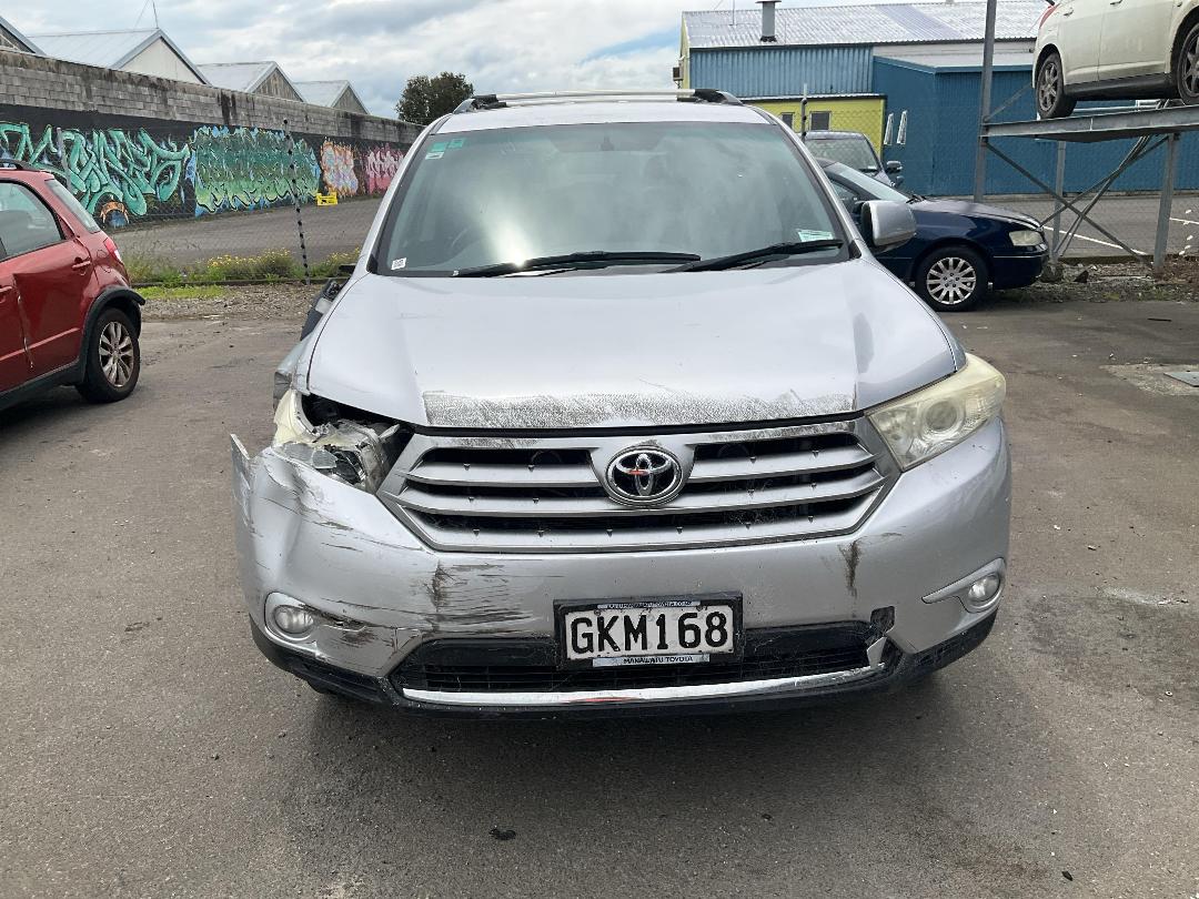 Photo '2' of Toyota Highlander LTD WGN5 Photo '2' of Toyota Highlander LTD WGN5