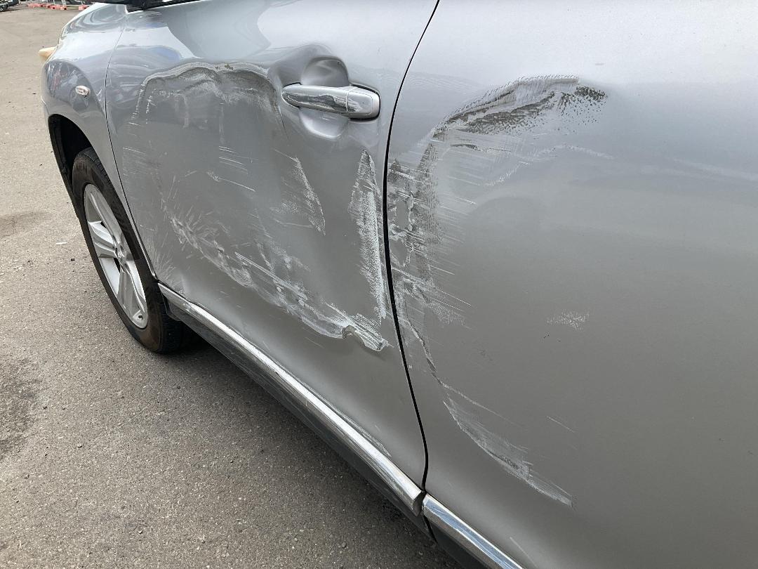 Photo '7' of Toyota Highlander LTD WGN5 Photo '7' of Toyota Highlander LTD WGN5