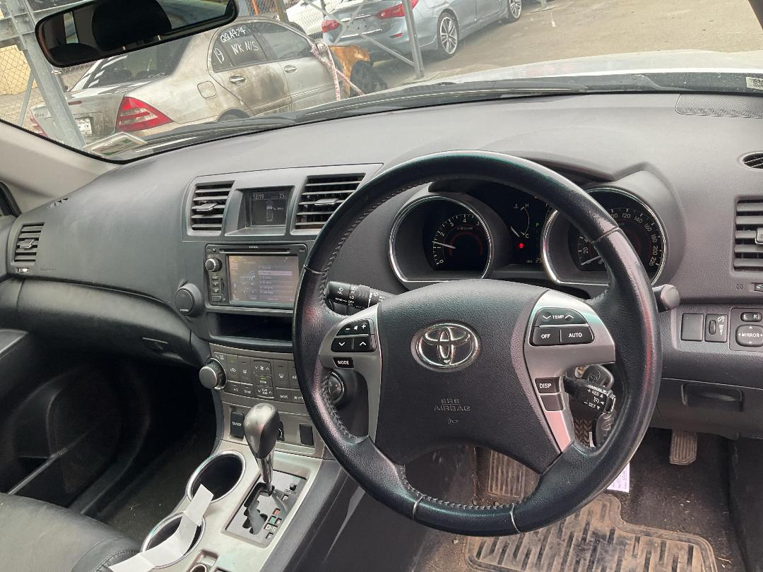 Photo '13' of Toyota Highlander LTD WGN5 Photo '13' of Toyota Highlander LTD WGN5