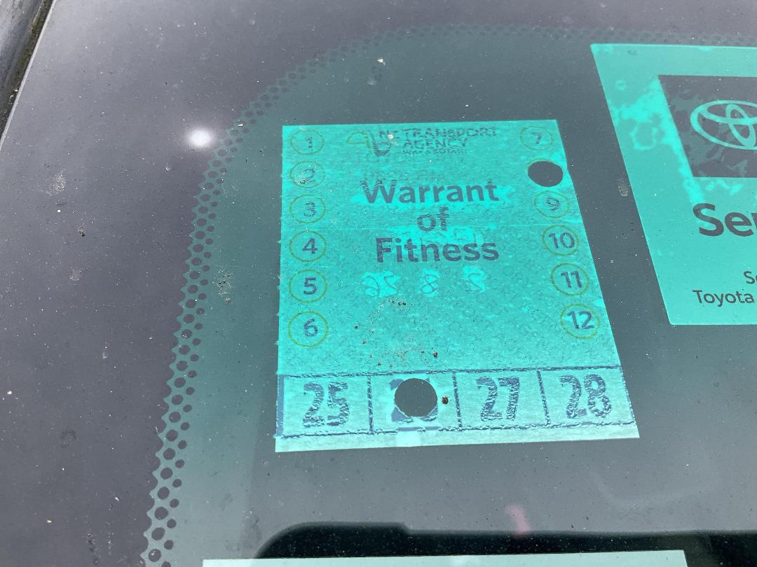 Photo '17' of Toyota Highlander LTD WGN5 Photo '17' of Toyota Highlander LTD WGN5